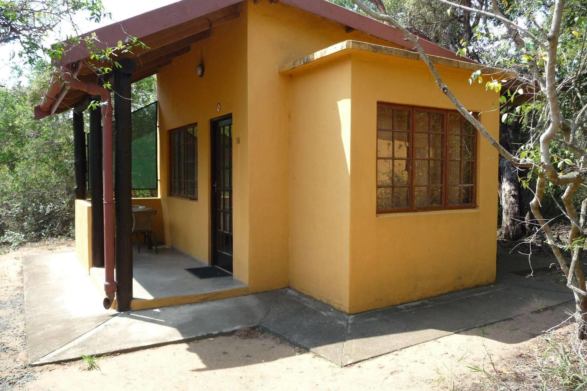 מלון שלושלואי Isinkwe Backpackers Bushcamp מראה חיצוני תמונה