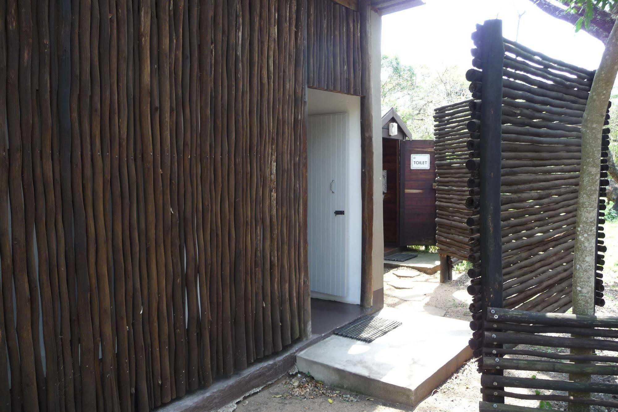 מלון שלושלואי Isinkwe Backpackers Bushcamp מראה חיצוני תמונה