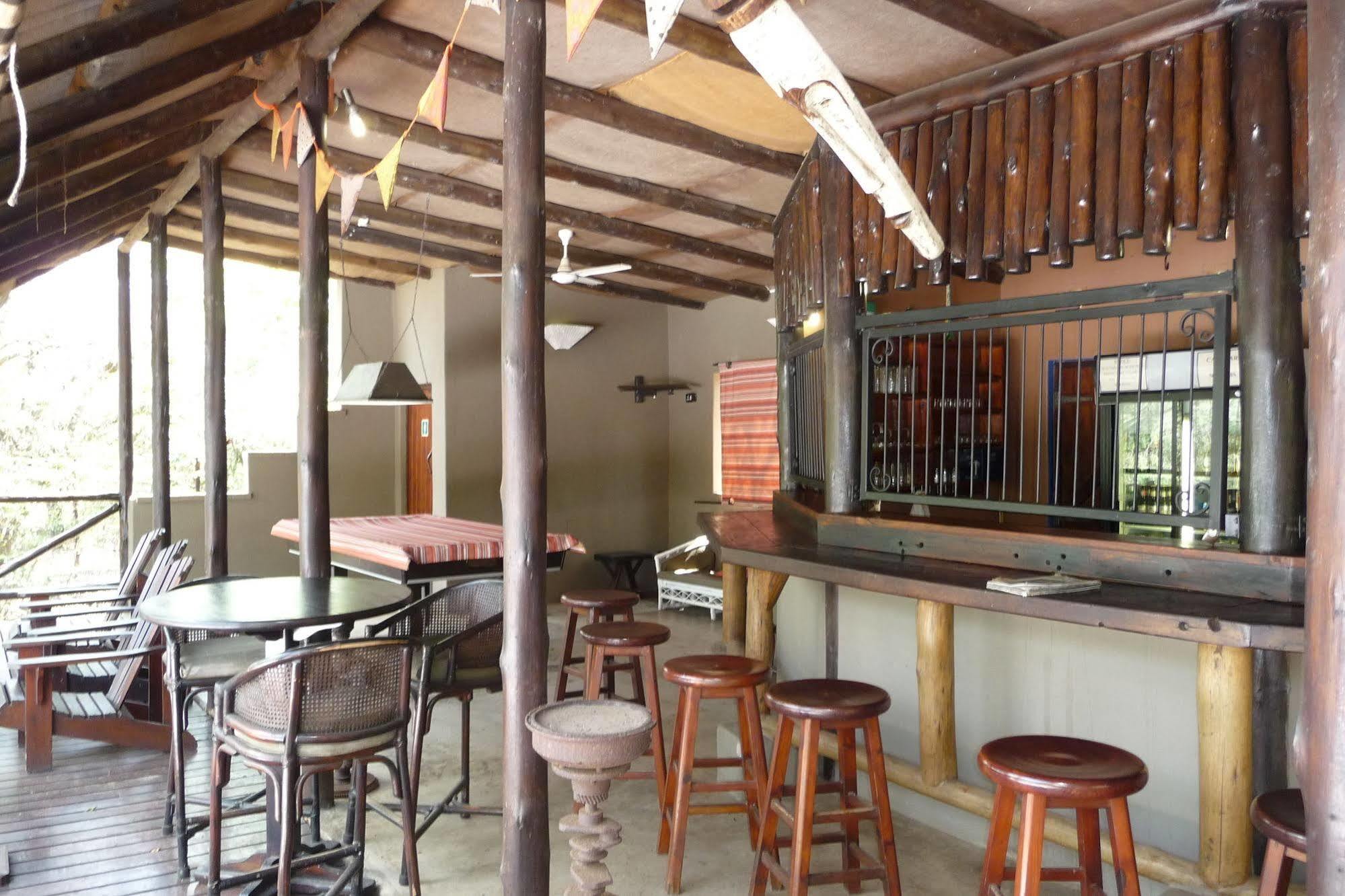 מלון שלושלואי Isinkwe Backpackers Bushcamp מראה חיצוני תמונה